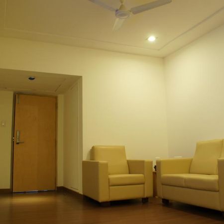 Hotel Midcity Vijayawāda Exterior photo