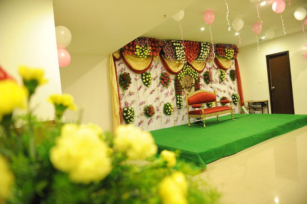 Hotel Midcity Vijayawāda Exterior photo