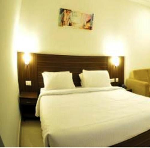 Hotel Midcity Vijayawāda Room photo