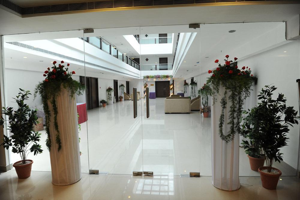 Hotel Midcity Vijayawāda Exterior photo